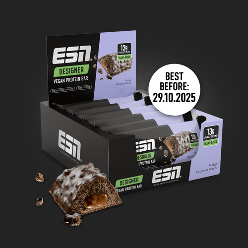 DesignerVeganProteinBar_Tray_55g_FudgeBrownieFlavor.png